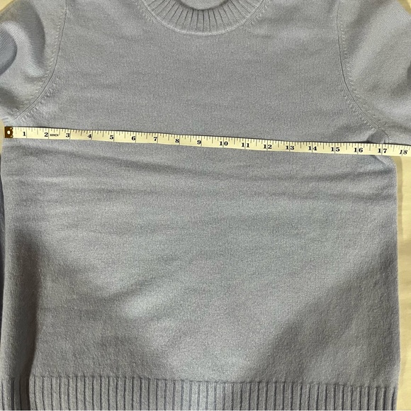 Vince Soft Periwinkle 100% Cashmere Crew Neck Sweater Medium - Picture 5 of 6